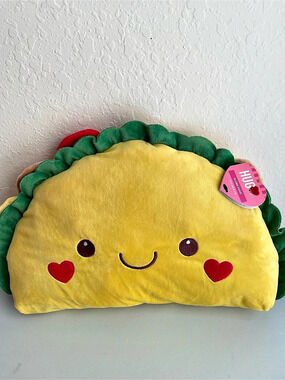 Hug Me Plush Food Taco Pillow Stuffed Animal Yellow & Green